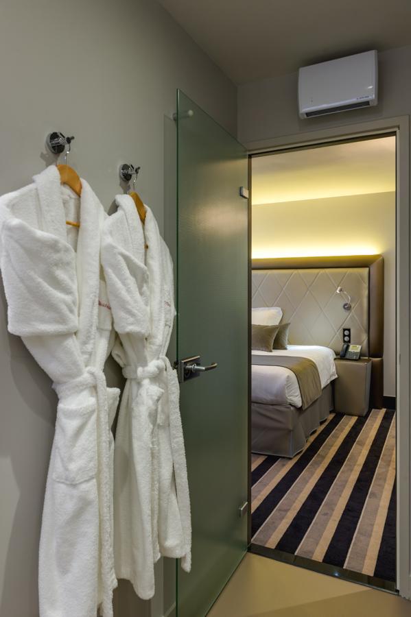 Hotel Le Châteaubriant Zewnętrze zdjęcie